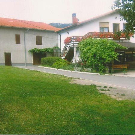 בית הארחה Ratecevo Brdo 	Janezinovi House מראה חיצוני תמונה
