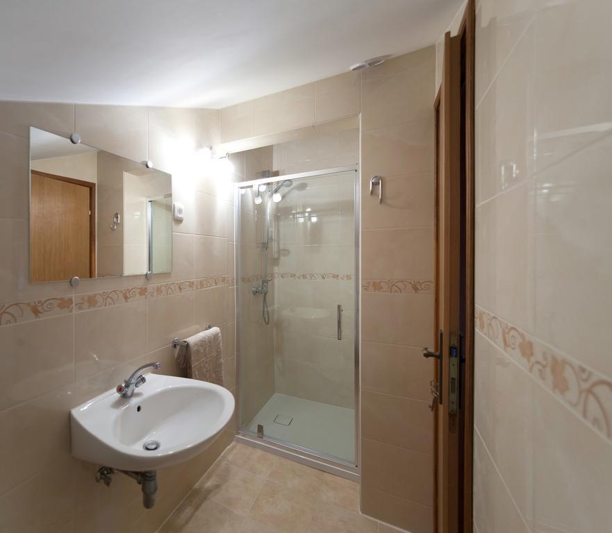בית הארחה Ratecevo Brdo 	Janezinovi House מראה חיצוני תמונה